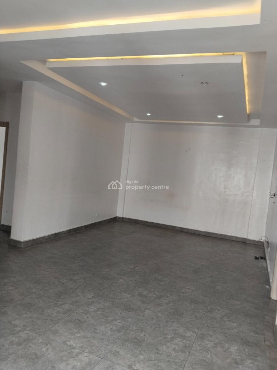 Spacious 2 Bedroom Flat, New Road, Ilasan, Lekki, Lagos, Flat / Apartment for Rent