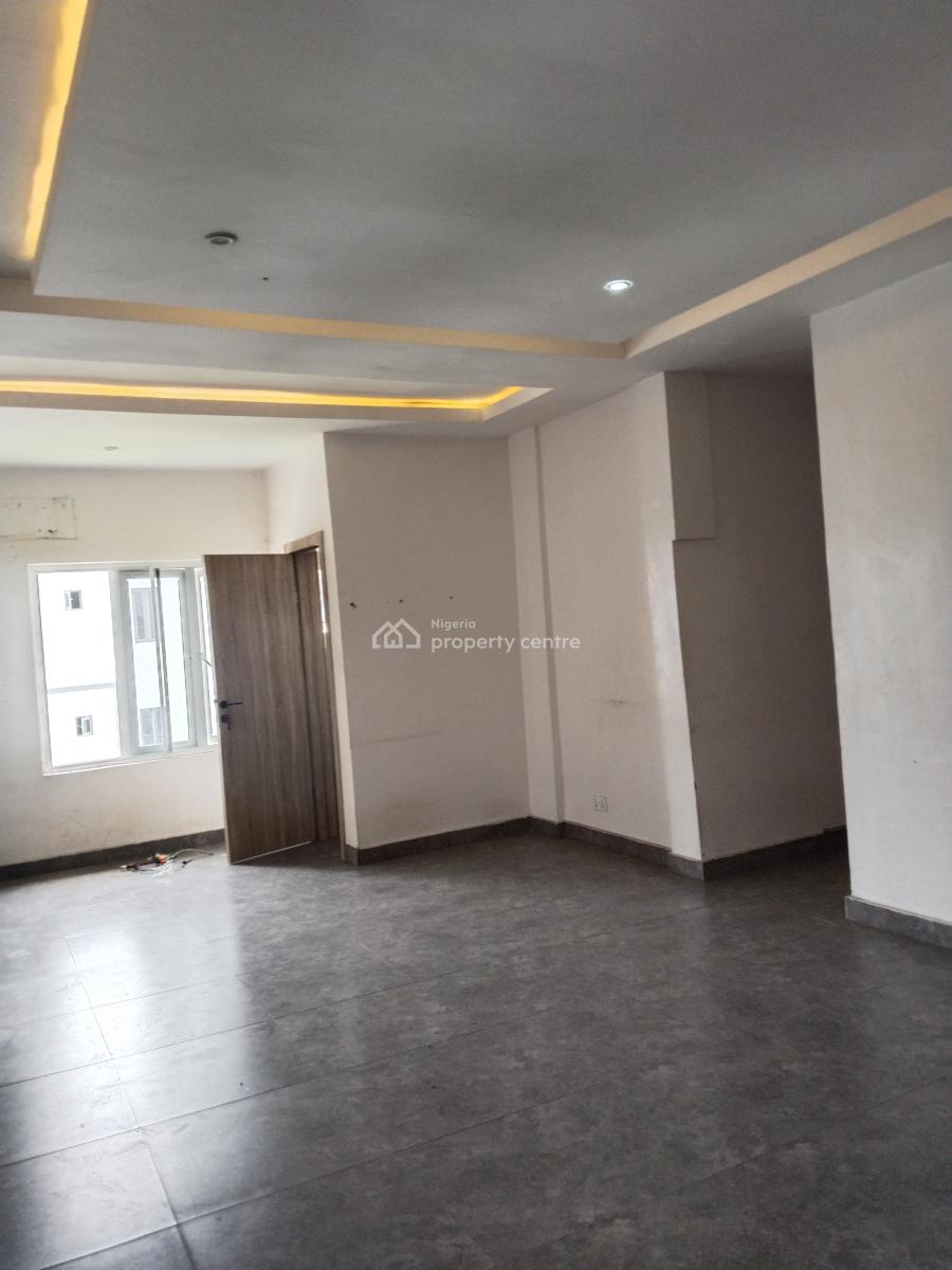 Spacious 2 Bedroom Flat, New Road, Ilasan, Lekki, Lagos, Flat / Apartment for Rent