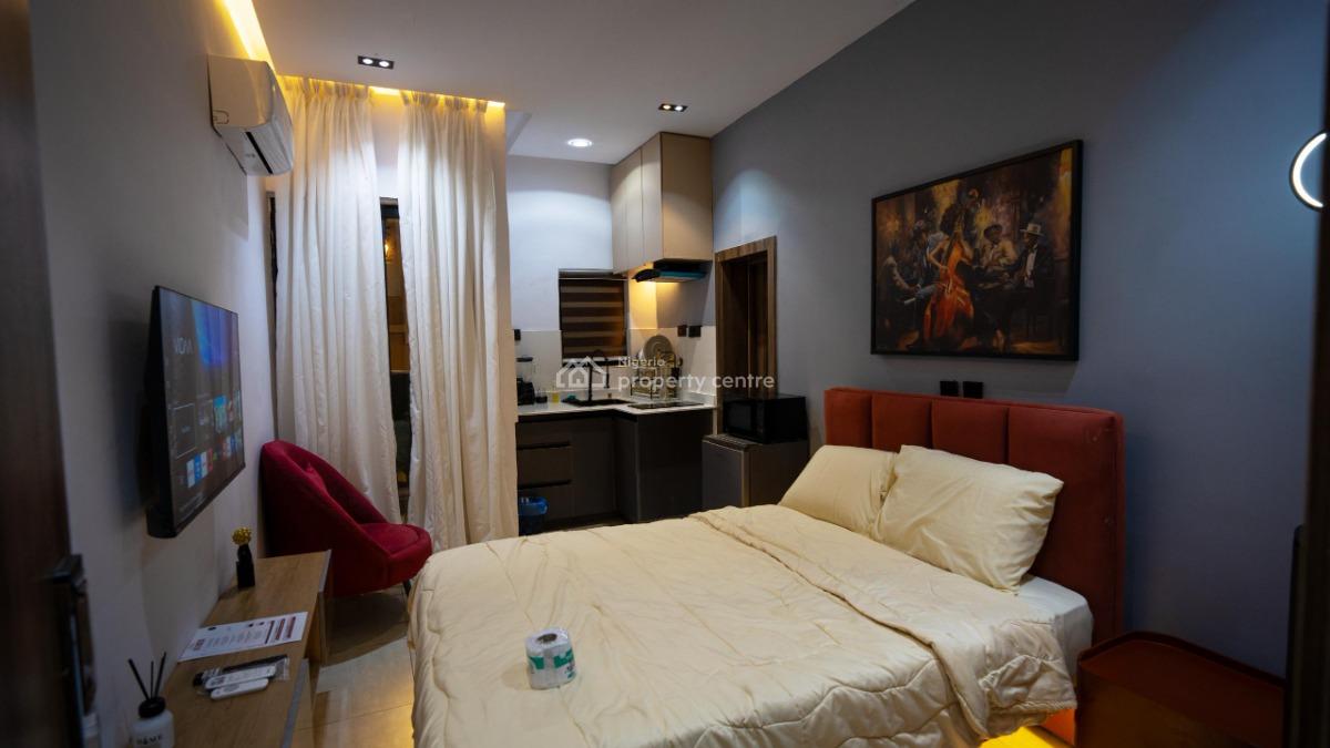 L&l Urban Suites Us14 Studio Apartment, Animashaun, Surulere, Lagos, Flat / Apartment Short Let