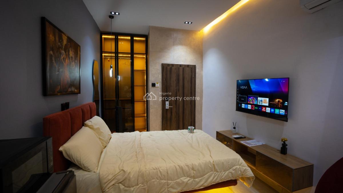 L&l Urban Suites Us14 Studio Apartment, Animashaun, Surulere, Lagos, Flat / Apartment Short Let