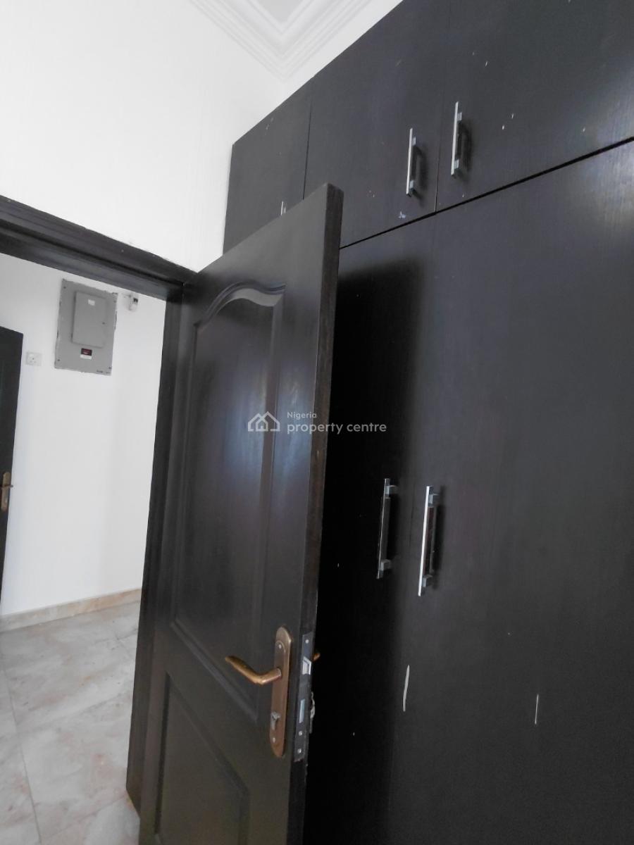 Exquisite 3 Bedroom Apartment with Bq, Lekki Phase 1, Lekki, Lagos, Flat / Apartment for Rent