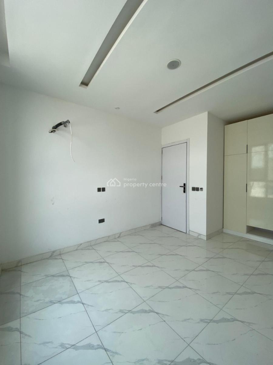 Amazing 2 Bedroom Apartment Within a Secured Environment, Chevron, Lekki, Lagos, Flat / Apartment for Sale