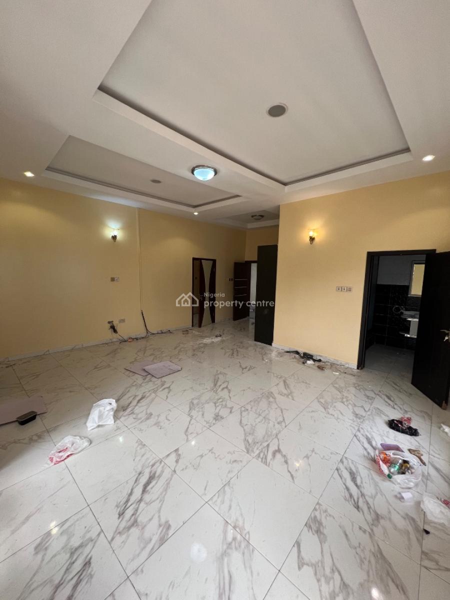 Neatly Renovated 5 Bedroom Fully Detached Duplex with a Bq., Chevron, Lekki, Lagos, Detached Duplex for Rent