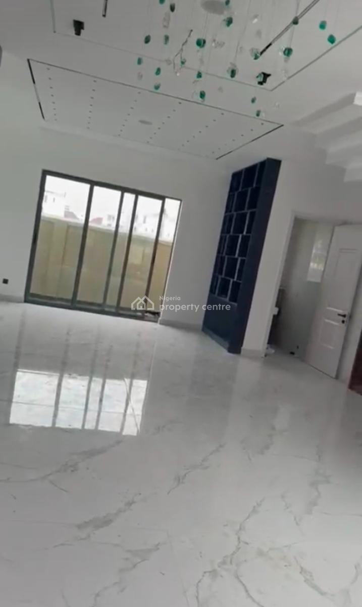5 Bedroom Terrace, Lekki Phase 1, Lekki, Lagos, Terraced Duplex for Sale