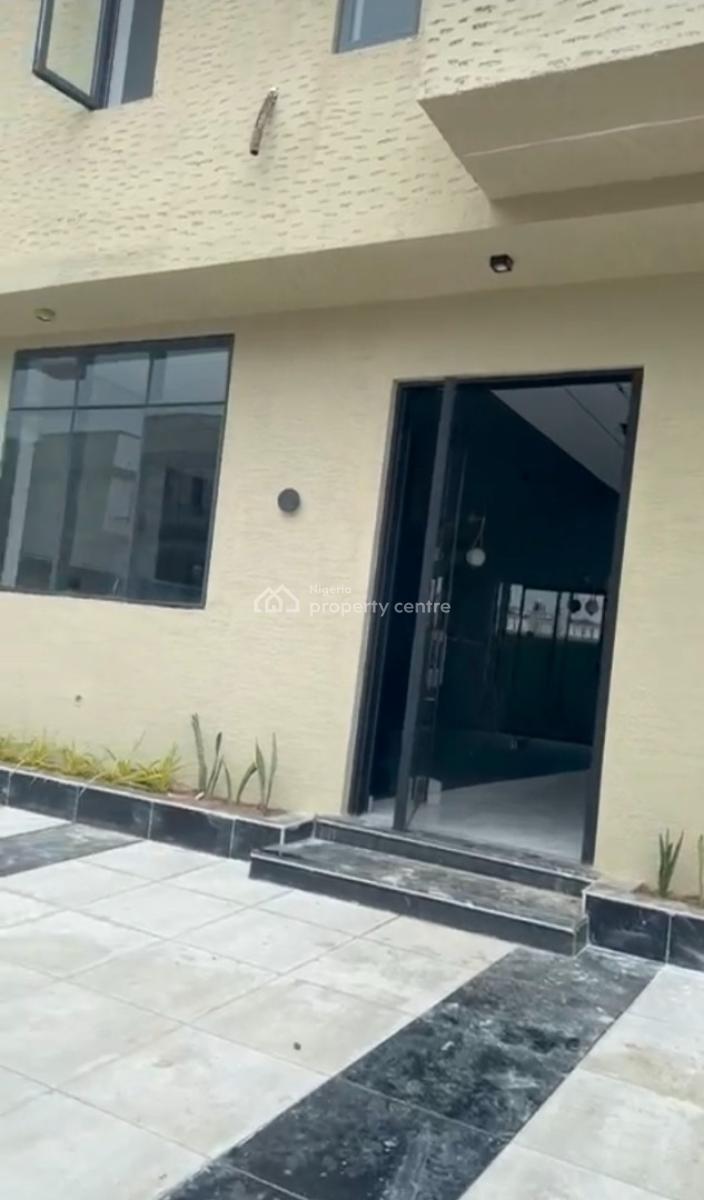 5 Bedroom Terrace, Lekki Phase 1, Lekki, Lagos, Terraced Duplex for Sale