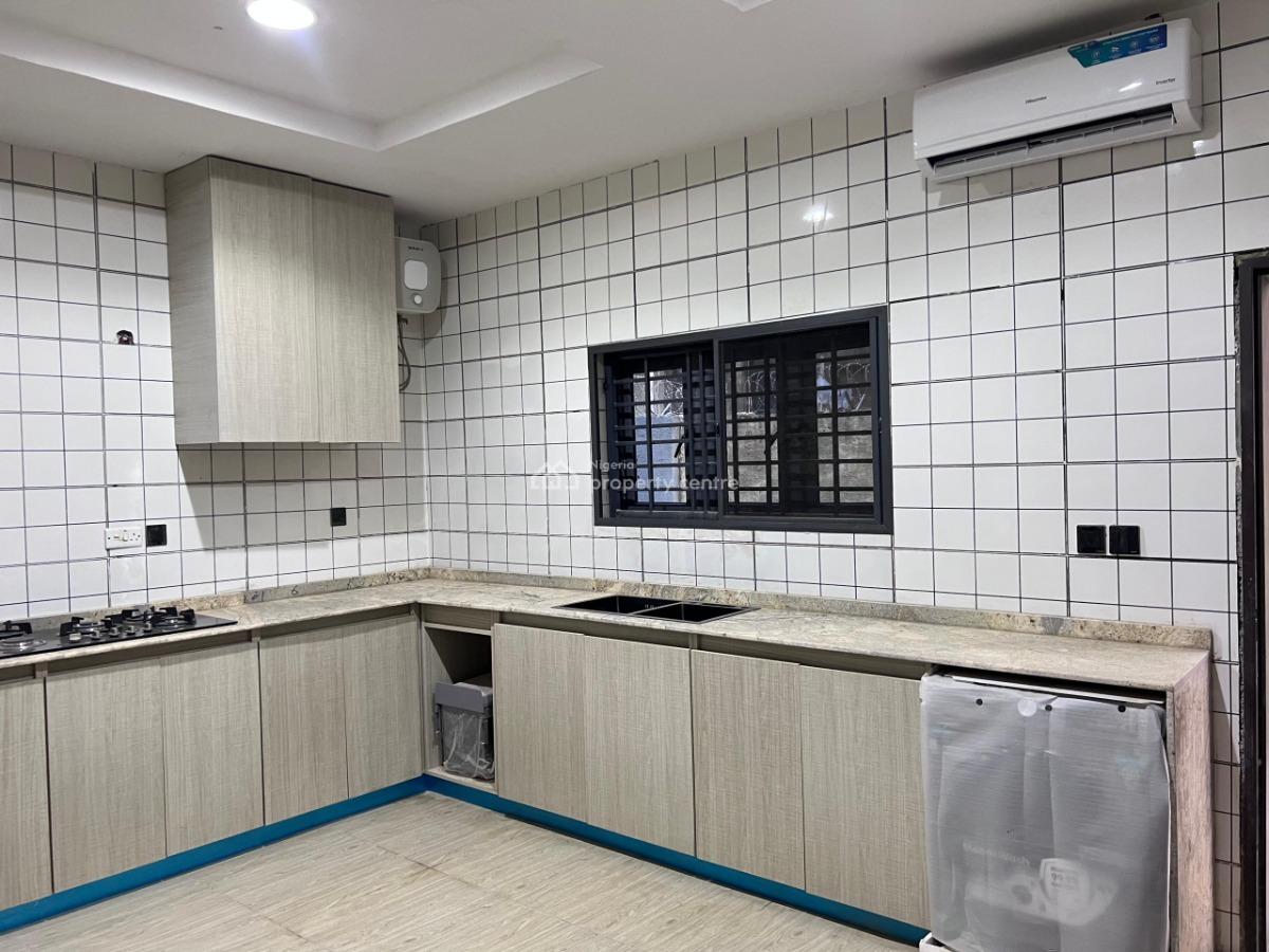 5 Bedrooms Detached Duplex with 1 Room Bq, Private Gated Compound, Off Nasiru Erufai Street, Guzape District, Abuja, Detached Duplex for Sale