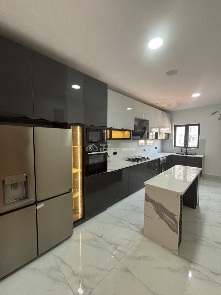 2 Bedroom Luxury Apartment, Freedom Way, Lekki, Lagos, Flat / Apartment for Sale