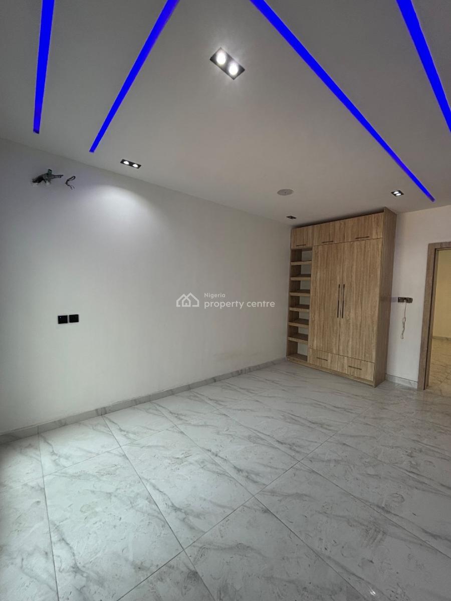 2 Bedroom Luxury Apartment, Freedom Way, Lekki, Lagos, Flat / Apartment for Sale