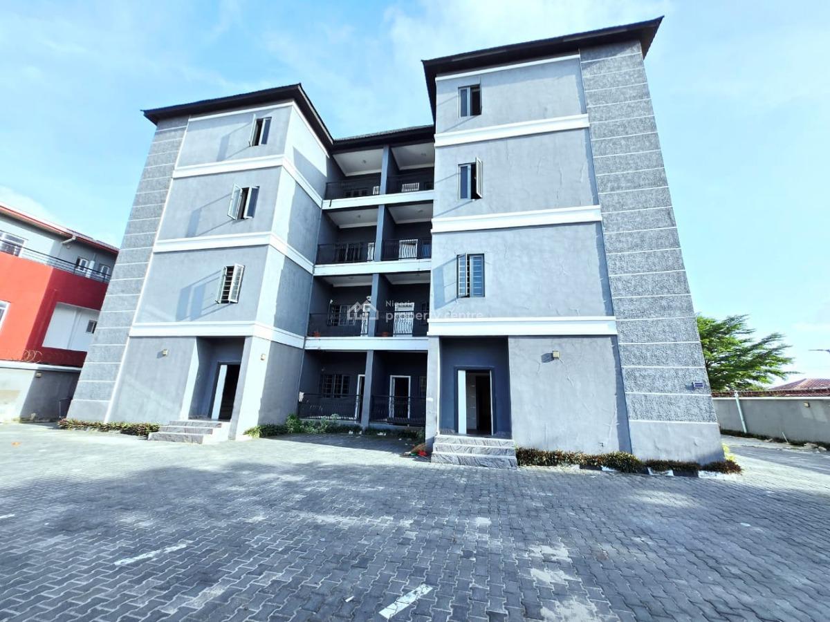 Lovely 8 Units of 3 Bedrooms Flat with a Room Bq and Swimming Pool., Lekki Right, Lekki Phase 1, Lekki, Lagos, Flat / Apartment for Rent