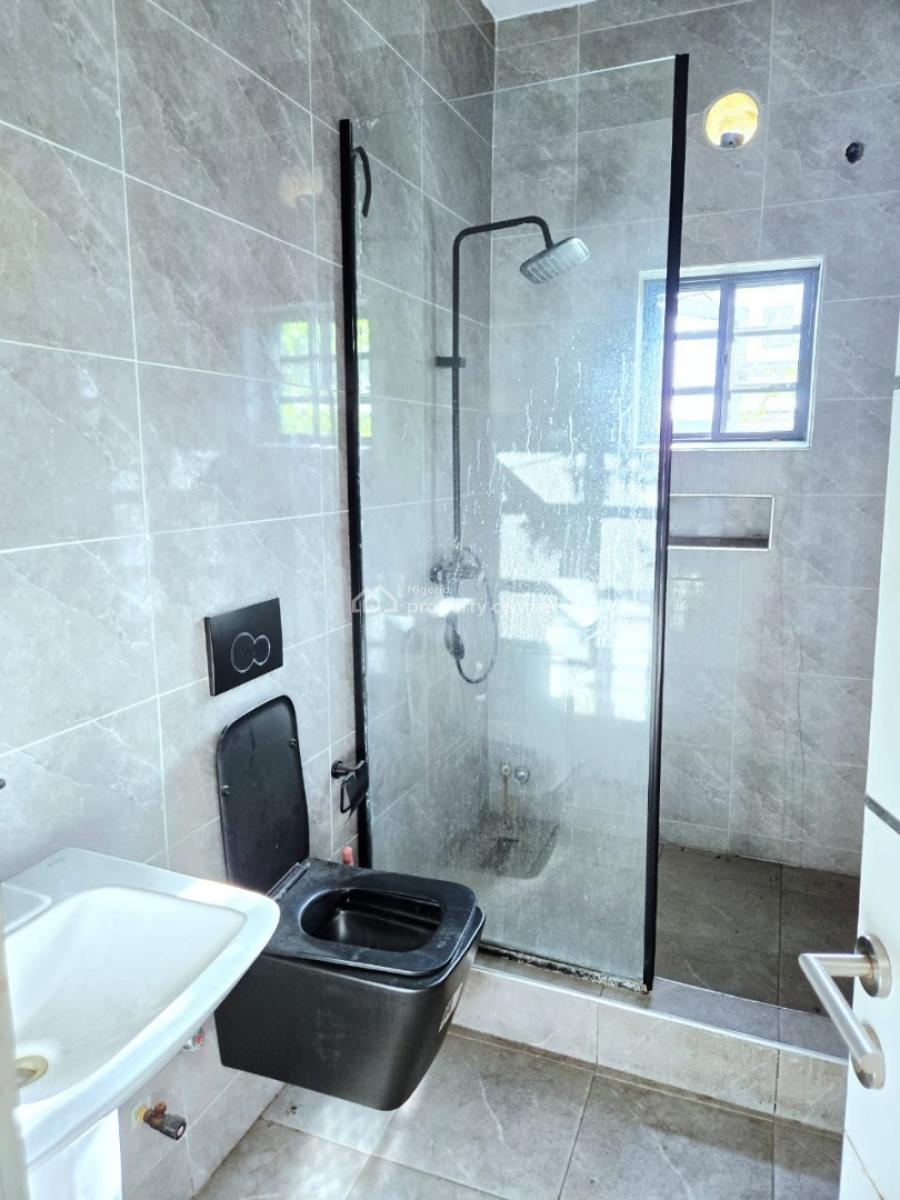 Lovely 8 Units of 3 Bedrooms Flat with a Room Bq and Swimming Pool., Lekki Right, Lekki Phase 1, Lekki, Lagos, Flat / Apartment for Rent