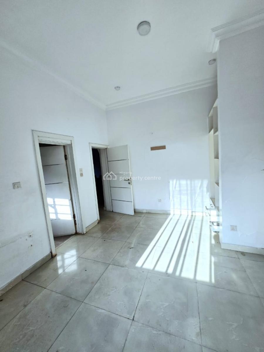 Lovely 8 Units of 3 Bedrooms Flat with a Room Bq and Swimming Pool., Lekki Right, Lekki Phase 1, Lekki, Lagos, Flat / Apartment for Rent