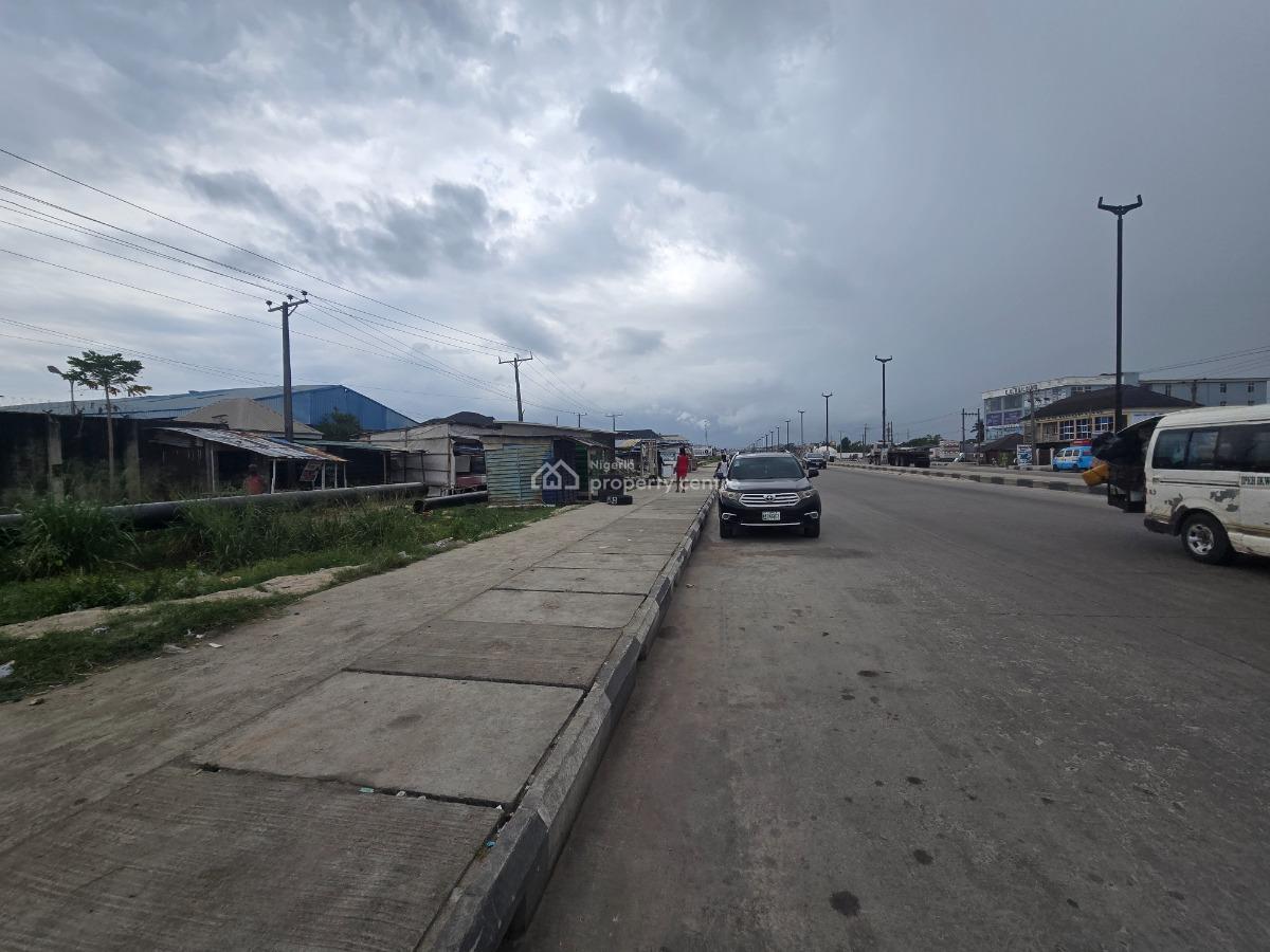 Fully Fenced & Firm Regular Shaped Land, Lakowe, Ibeju Lekki, Lagos, Commercial Land for Sale