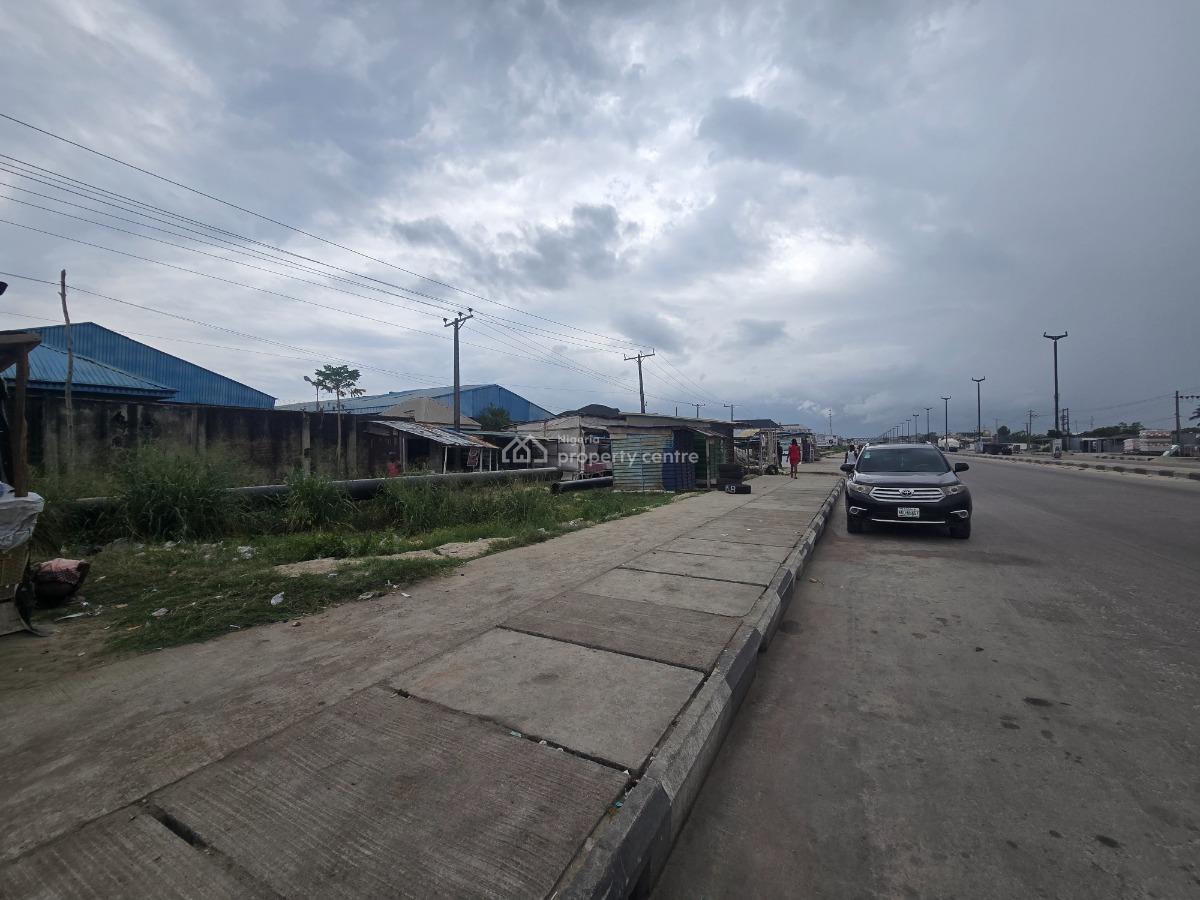 Fully Fenced & Firm Regular Shaped Land, Lakowe, Ibeju Lekki, Lagos, Commercial Land for Sale