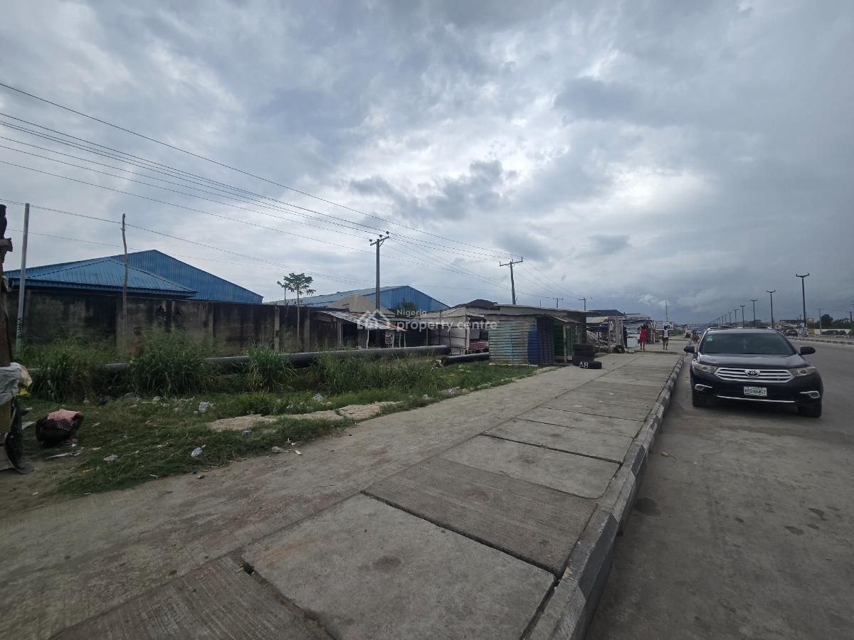 Fully Fenced & Firm Regular Shaped Land, Lakowe, Ibeju Lekki, Lagos, Commercial Land for Sale