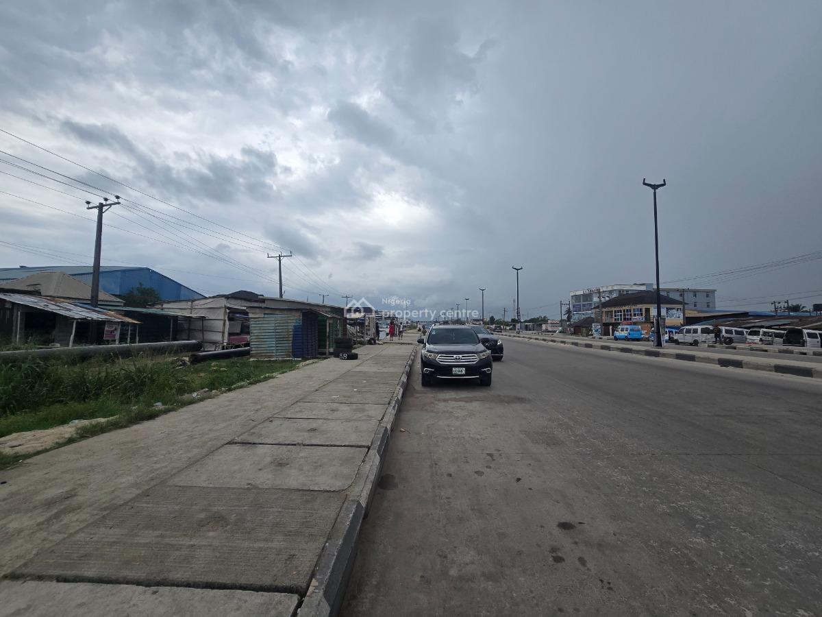 Fully Fenced & Firm Regular Shaped Land, Lakowe, Ibeju Lekki, Lagos, Commercial Land for Sale