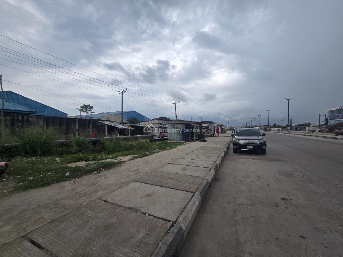Fully Fenced & Firm Regular Shaped Land, Lakowe, Ibeju Lekki, Lagos, Commercial Land for Sale