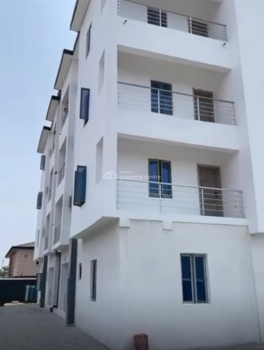 Spacious 3 Bedroom Flat Upstairs, Behind Blenco, Sangotedo, Ajah, Lagos, Flat / Apartment for Rent
