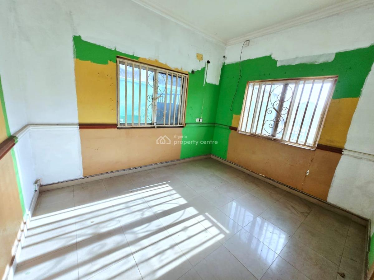 Spacious  Commercial 2unite of 5-bedroom Detached Duplex, Lekki Right, Lekki Phase 1, Lekki, Lagos, Office Space for Rent