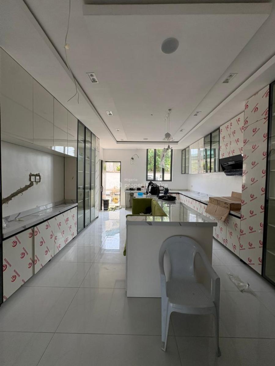 5 Bedroom Fully Detached Duplex with Bq, Lekki, Lagos, Detached Duplex for Sale