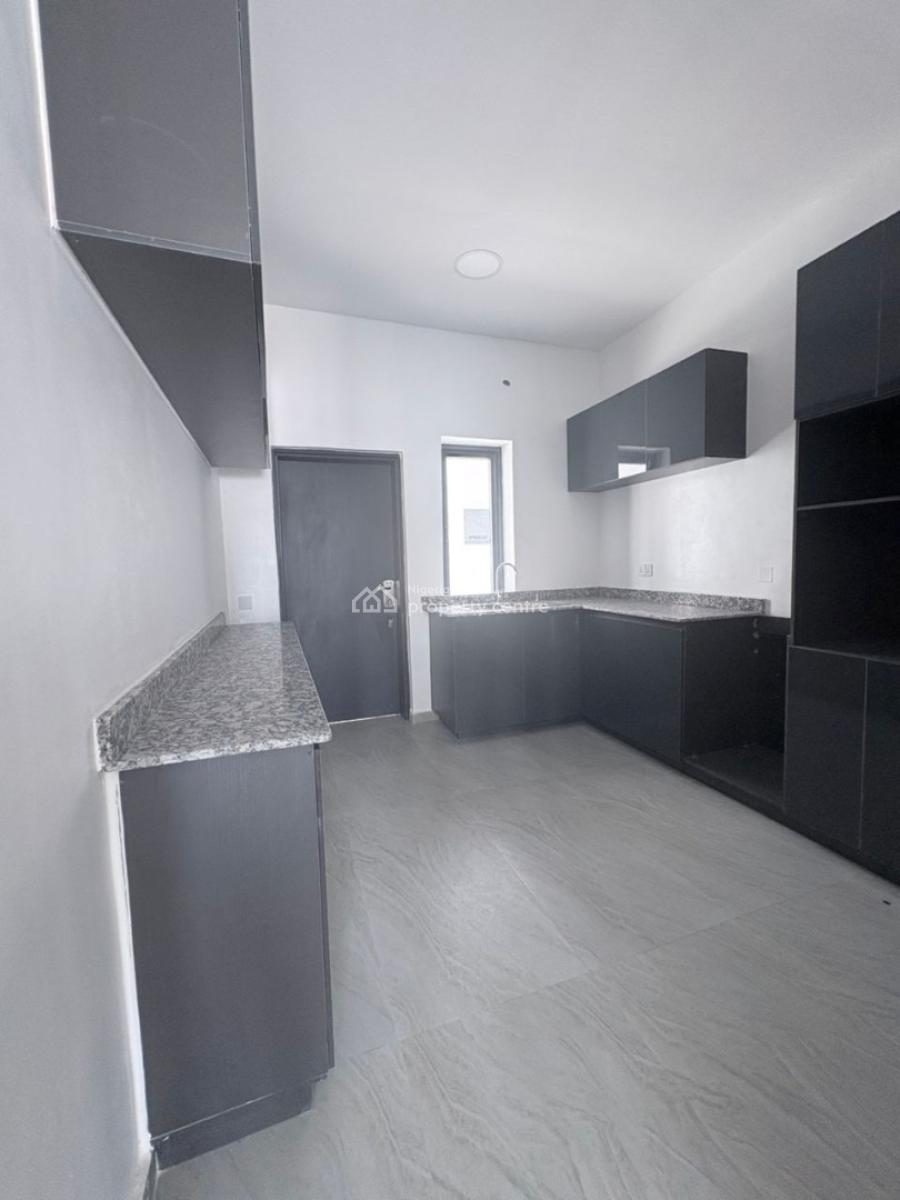 Four-bedroom All En-suite Terrace with Maids Room (bq), Lekki Phase 1, Lekki, Lagos, House for Sale
