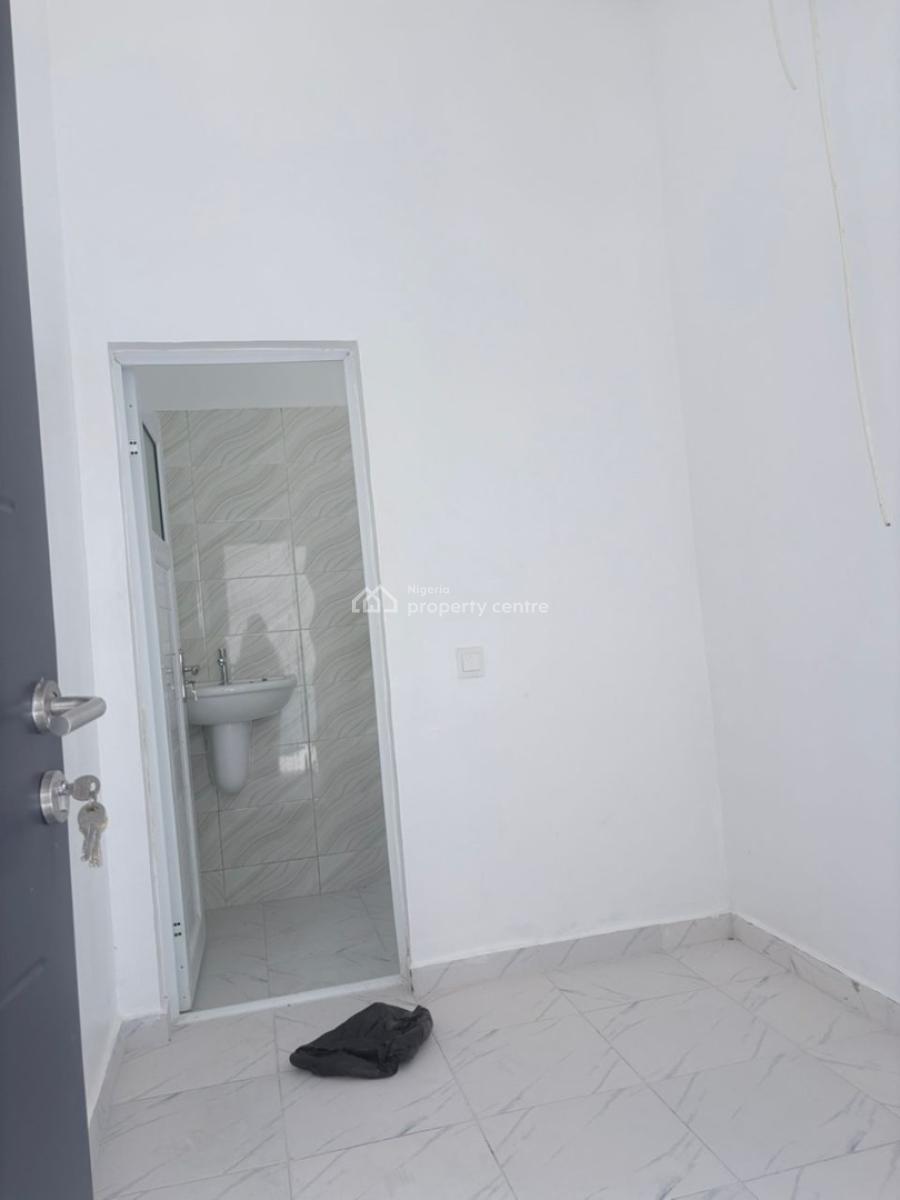 Four-bedroom All En-suite Terrace with Maids Room (bq), Lekki Phase 1, Lekki, Lagos, House for Sale