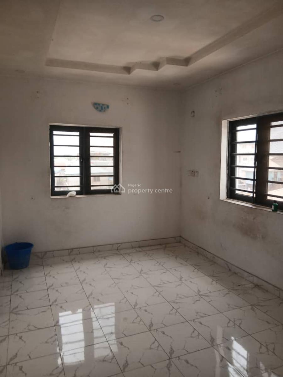 Mini Flat Upstairs, Badore, Ajah, Lagos, Mini Flat (room and Parlour) for Rent