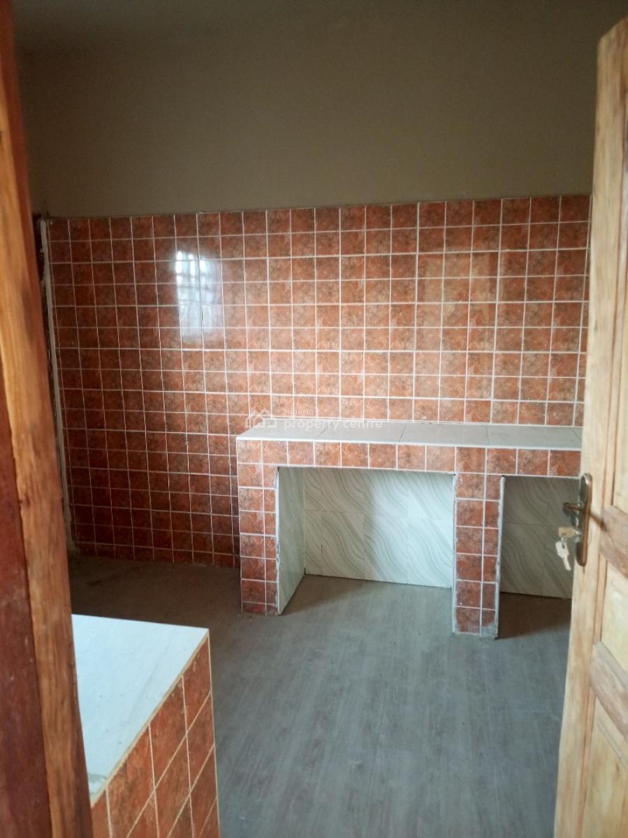 Modern Oasis Newly Built 2 Bedroom Flat Upstairs, Gracious Estate, Magboro, Ogun, Flat / Apartment for Rent