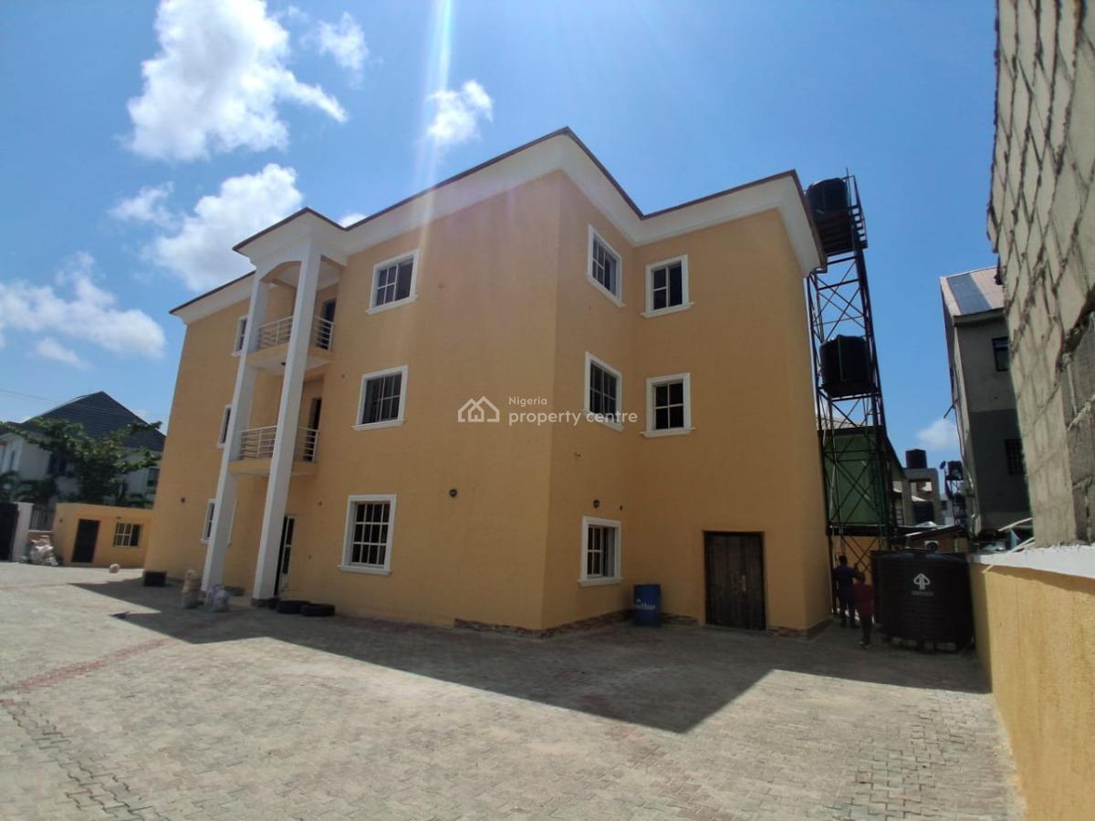 3 Bedroom Flat with a Room Bq, Agungi, Lekki, Lagos, Flat / Apartment for Rent