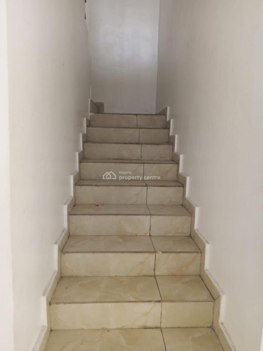 Standard 3 Bedroom Terraced Duplex  with Bq, Gra, Ogudu, Lagos, Terraced Duplex for Rent