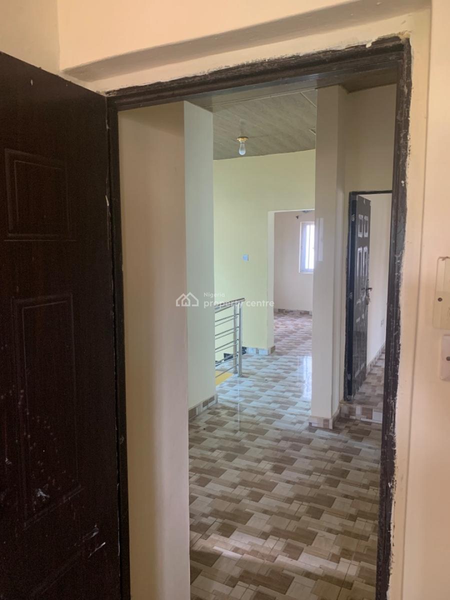 Distress, 4 Bedroom Detached Duplex, Ogunfayo Royal Estate, Ibeju Lekki, Lagos, Detached Duplex for Sale