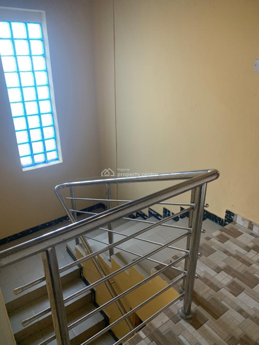 Distress, 4 Bedroom Detached Duplex, Ogunfayo Royal Estate, Ibeju Lekki, Lagos, Detached Duplex for Sale