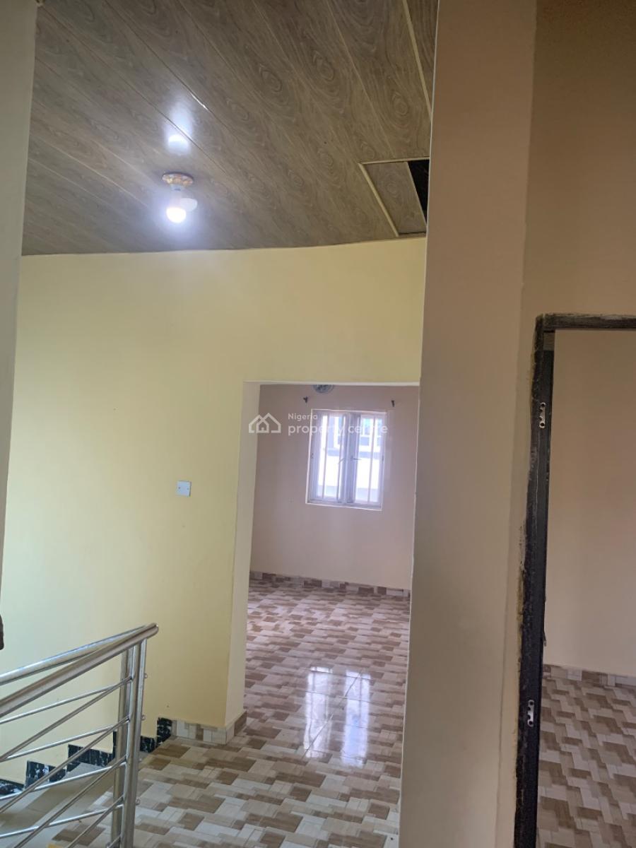 Distress, 4 Bedroom Detached Duplex, Ogunfayo Royal Estate, Ibeju Lekki, Lagos, Detached Duplex for Sale