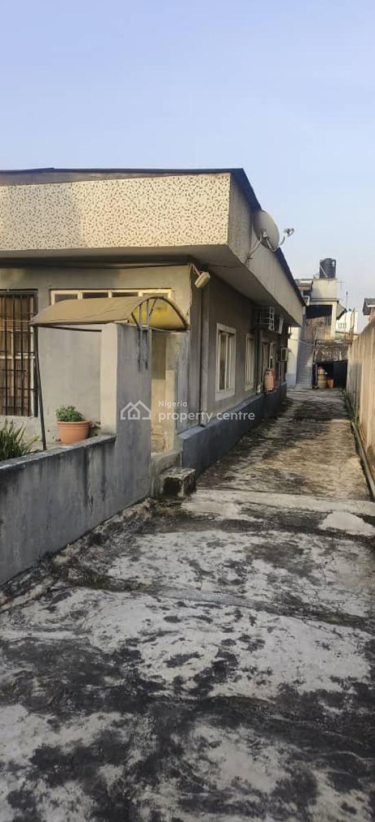 2 No 3 Bedroom Flat and 3 Bedroom Bungalow on 800sqm of Land, Off Awolowo Way Ikeja., Ikeja, Lagos, Land for Sale
