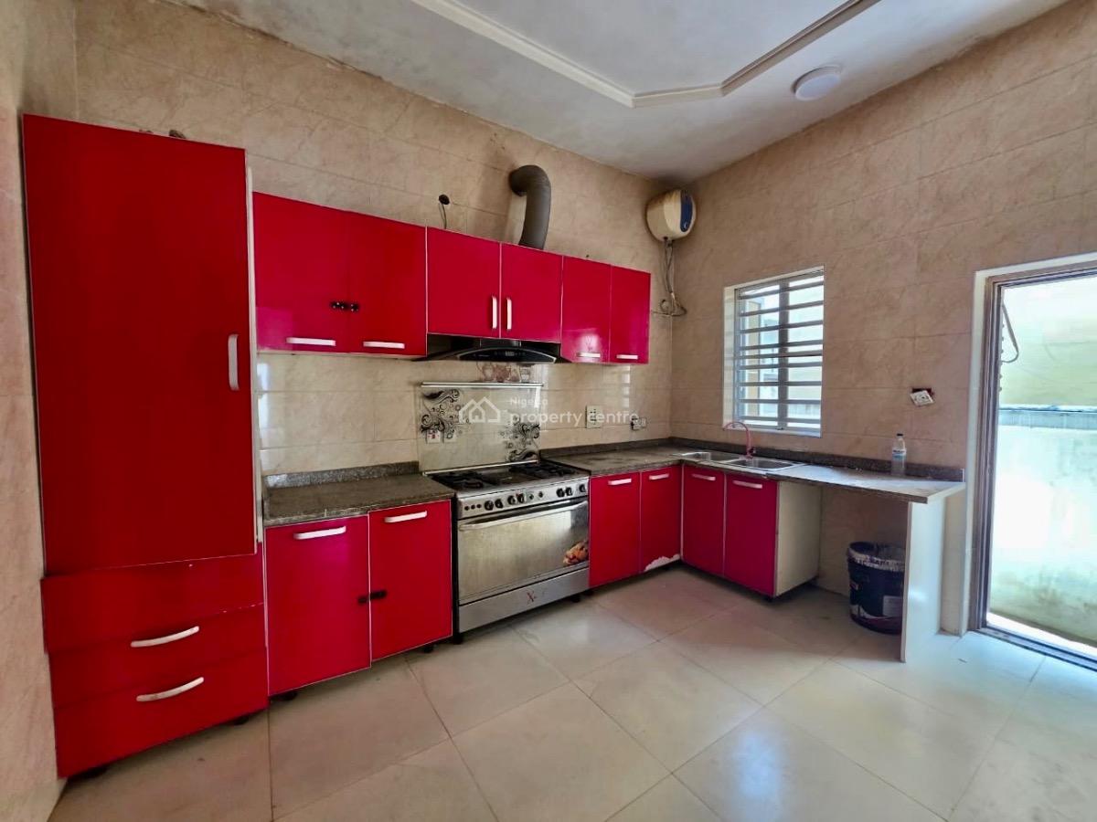 Spacious and Comfortable Plus a B Q, Orchid Road By 2nd Toll Gate, Lekki, Lagos, House for Rent
