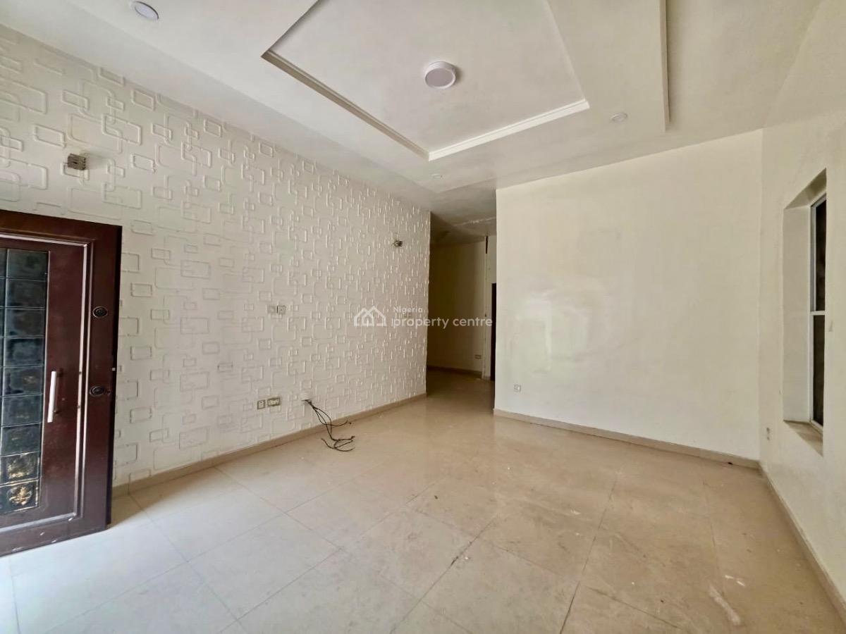 Spacious and Comfortable Plus a B Q, Orchid Road By 2nd Toll Gate, Lekki, Lagos, House for Rent
