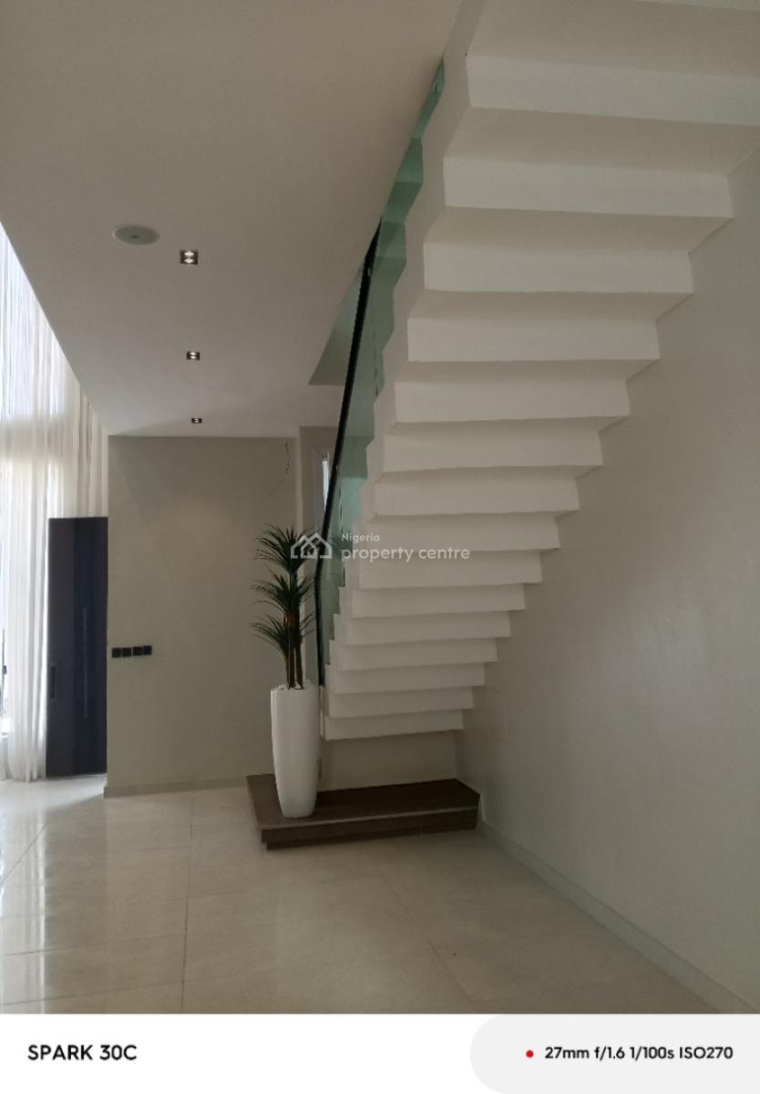 Classic 5 Bedroom Fully Detached Duplex, Royal Pine Estate Orchid Road, Lekki, Lagos, Detached Duplex for Sale