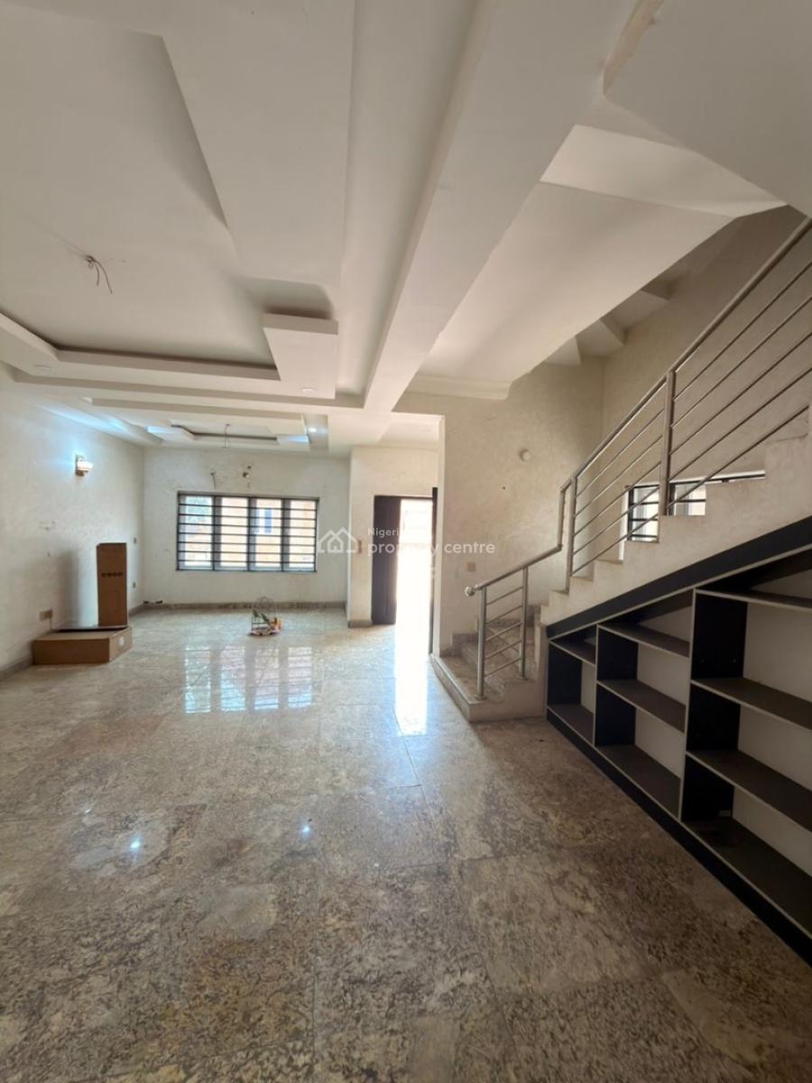 Luxury 4-bedroom Terraced Duplex with Bq, Guzape District, Abuja, Flat / Apartment for Rent