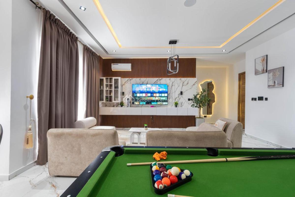 Classically Designed 2 Bedroom Apartment with Pool, Gym & Parking Space, Ikate, Lekki, Lagos, Flat / Apartment Short Let