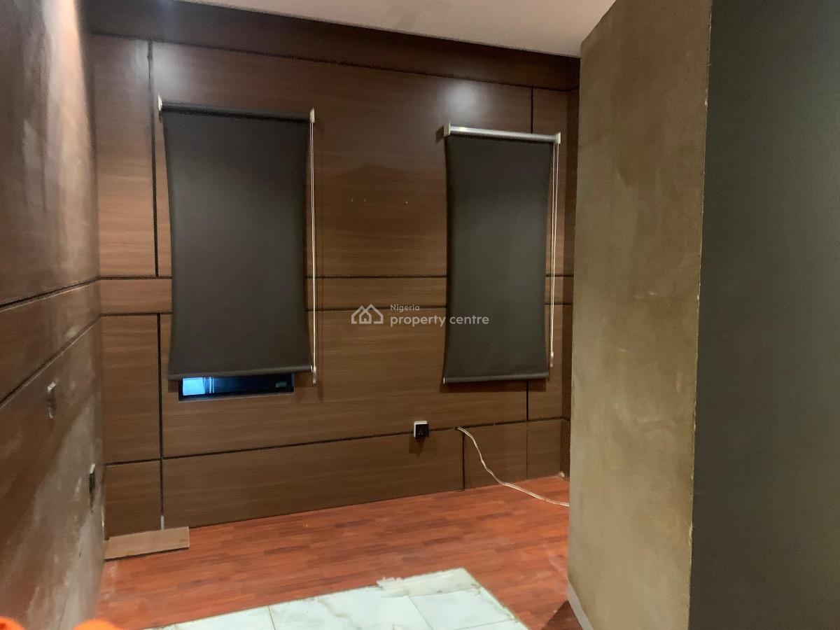 1 Bedroom, Off Freedom Way, Ezra Court, Lekki Phase 1, Lekki, Lagos, Block of Flats for Sale