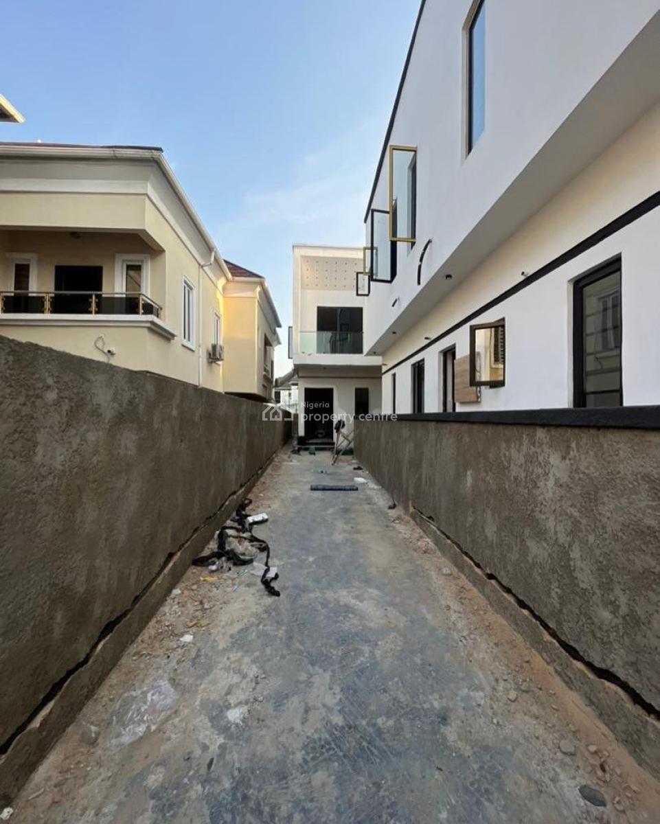 Lovely 4 Bedroom Semi Detached Duplex with Bq, Chevron, Lekki, Lagos, Semi-detached Duplex for Sale