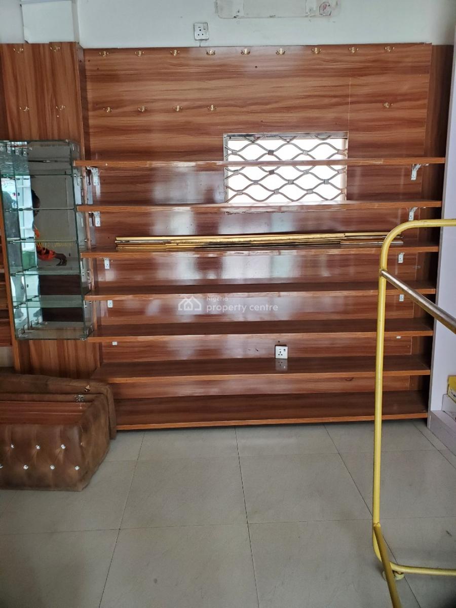 Shop / Office Space 32sqm Ground Floor, Maitama District, Abuja, Shop for Rent