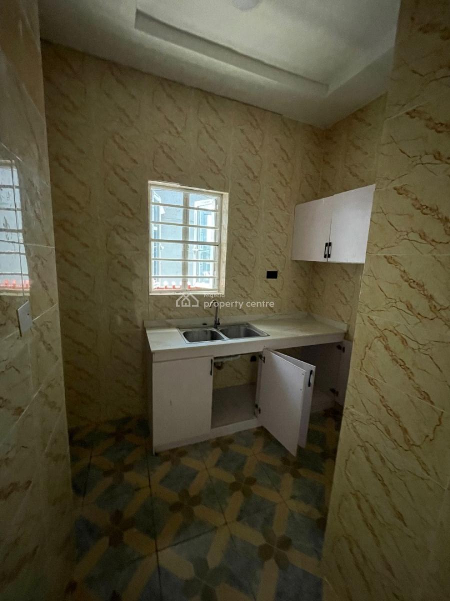 2 Bedroom Flat, Close to Blenco, Sangotedo, Ajah, Lagos, Flat / Apartment for Rent