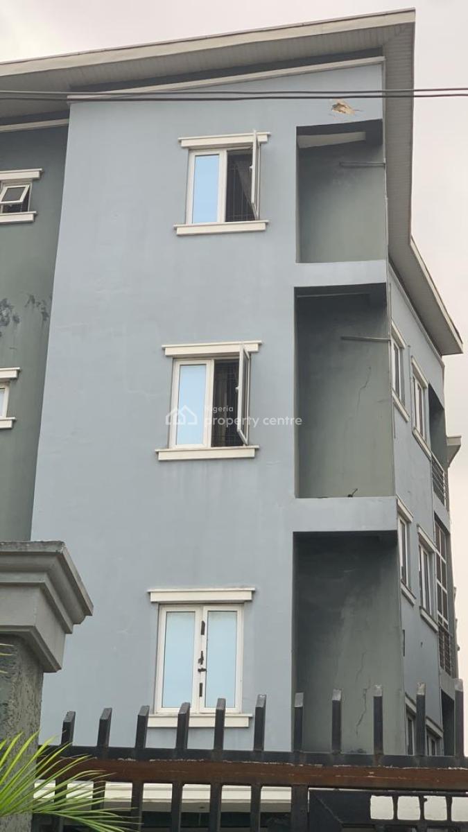 Luxury 3 Bedrooms Apartments with Fitted Kitchen and Bathroom, Oral Estate, Lekki, Lagos, Flat / Apartment for Rent