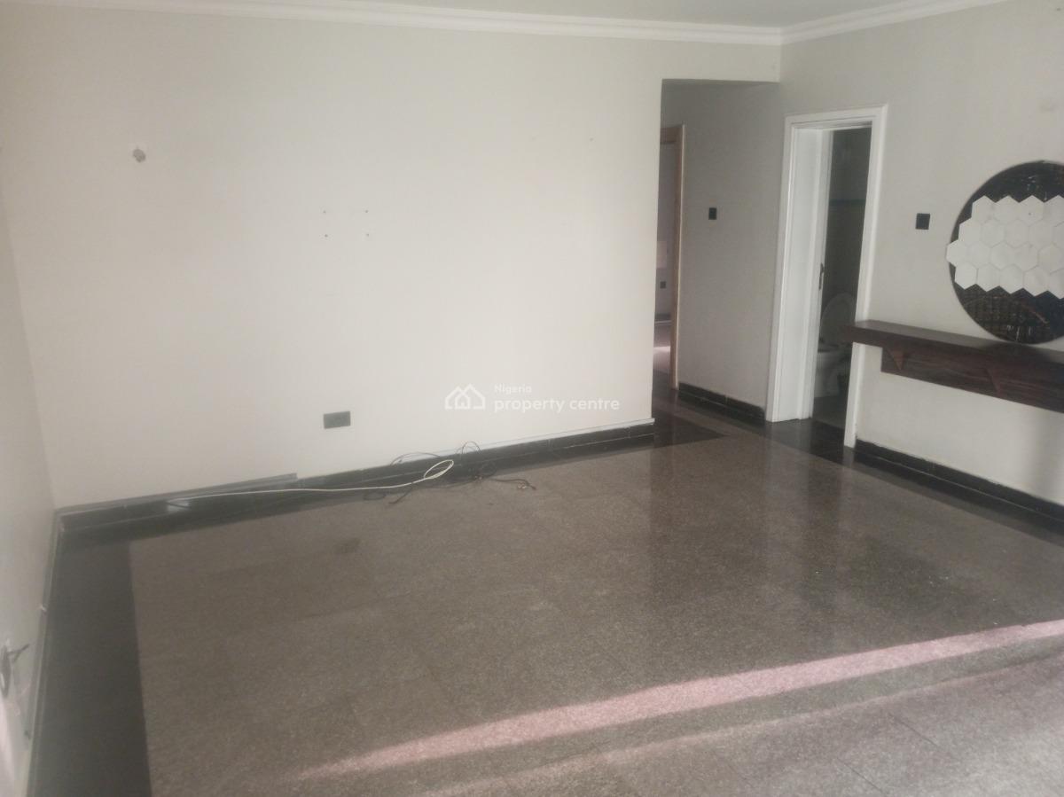 2 Bedrooms Apartment, Along Freedom Road., Lekki Phase 1, Lekki, Lagos, Flat / Apartment for Rent