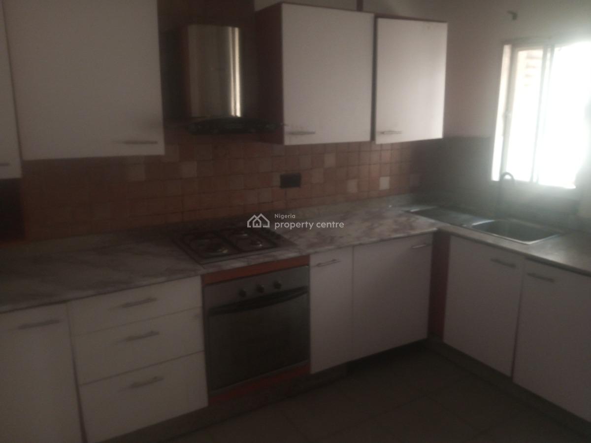 2 Bedrooms Apartment, Along Freedom Road., Lekki Phase 1, Lekki, Lagos, Flat / Apartment for Rent