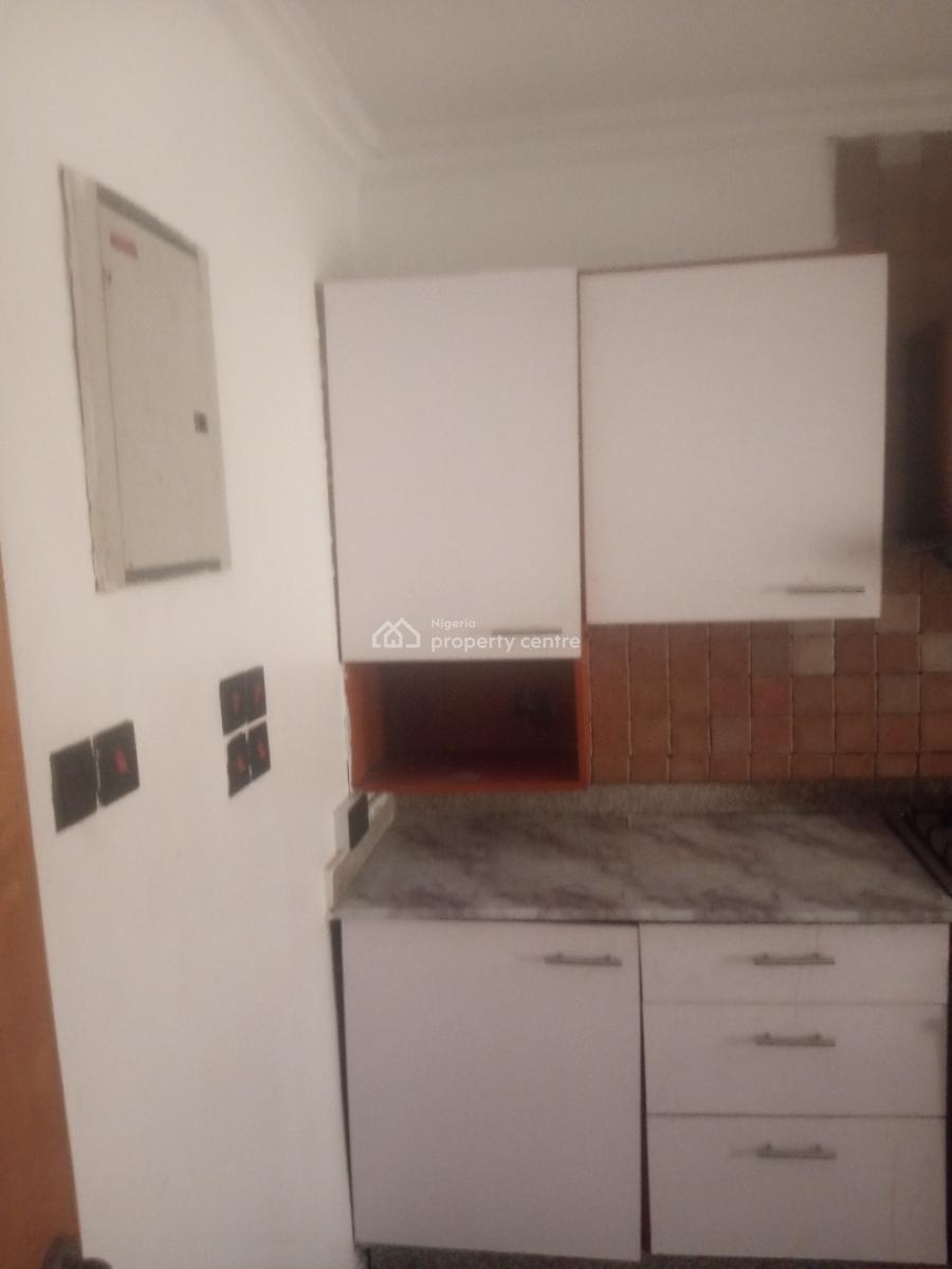 2 Bedrooms Apartment, Along Freedom Road., Lekki Phase 1, Lekki, Lagos, Flat / Apartment for Rent