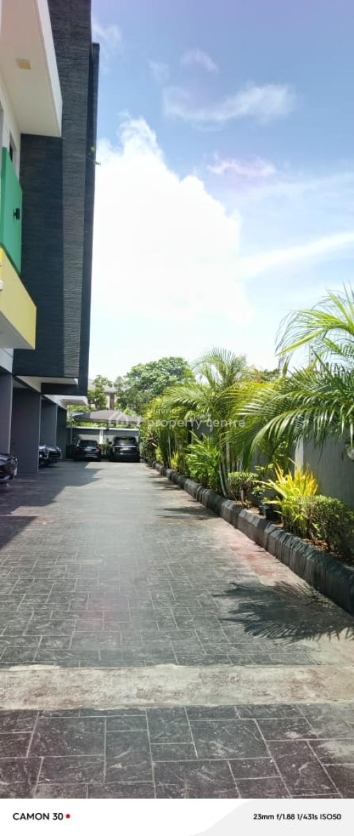 4 Bedroom Terrace with Study, Open Terrace and Bq, Off Queens Drive, Old Ikoyi, Ikoyi, Lagos, Terraced Duplex for Sale