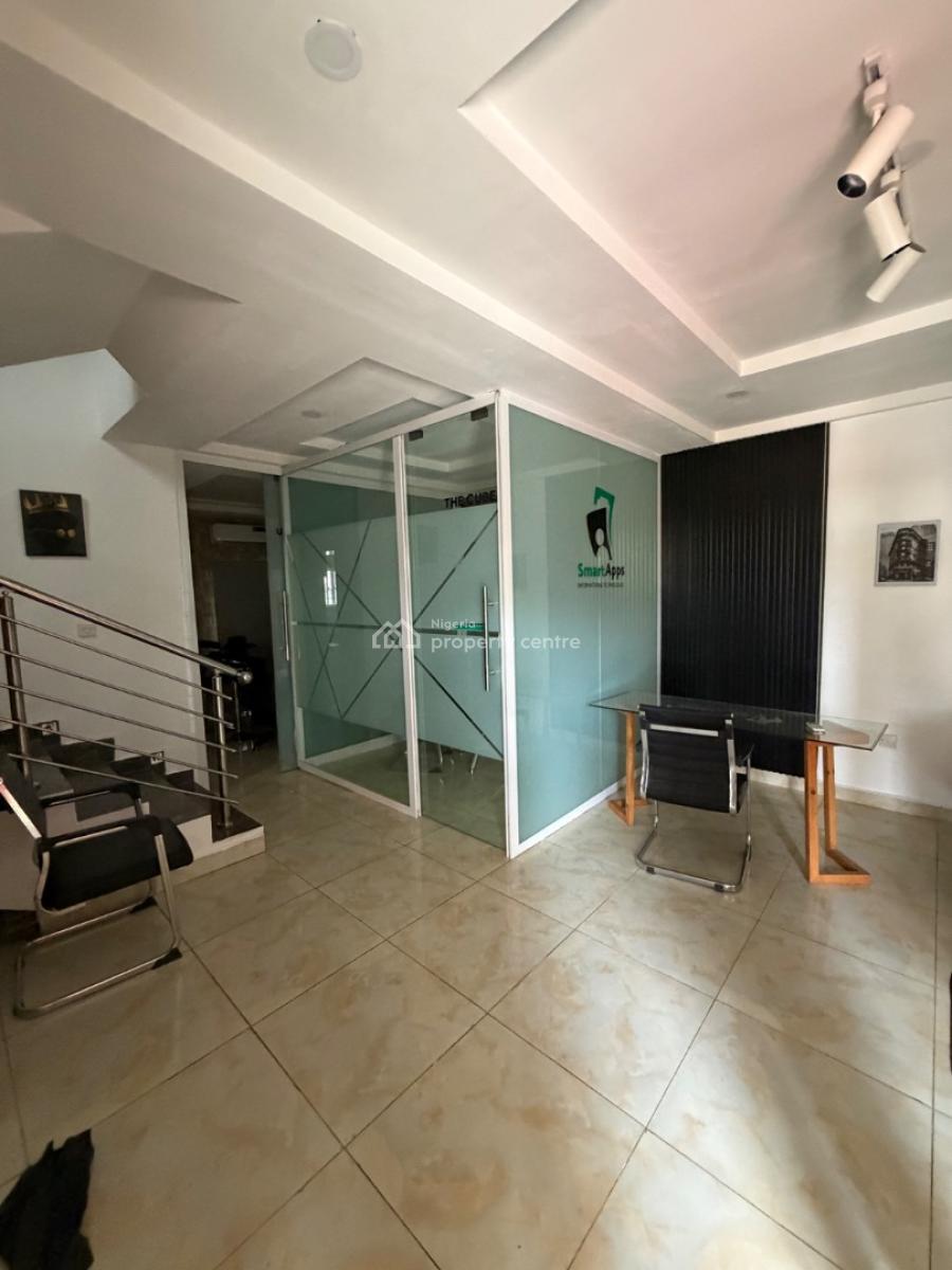 Standard 4 Bedroom Terrace Duplex, Guzape District, Abuja, Terraced Duplex for Sale