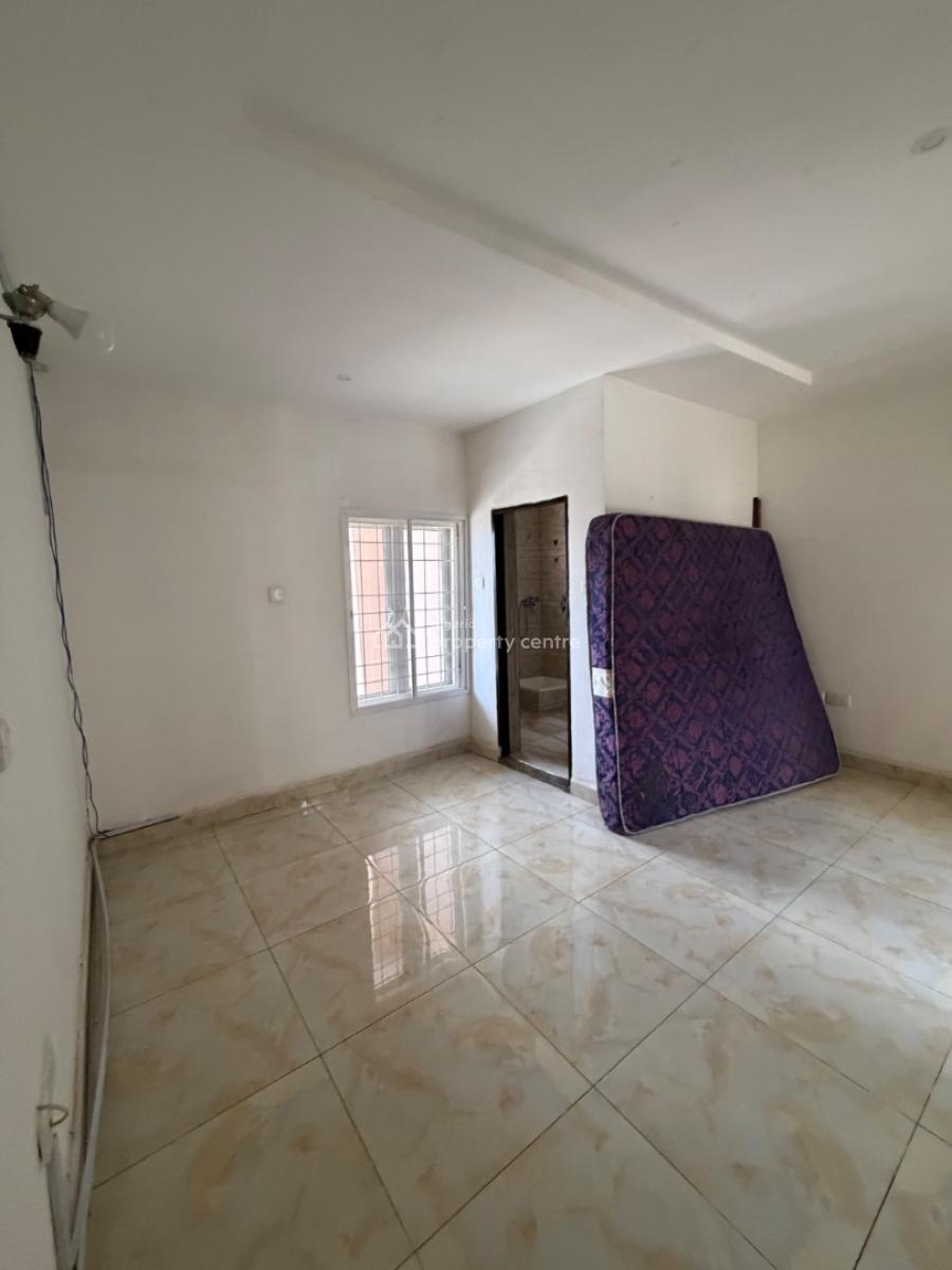 Standard 4 Bedroom Terrace Duplex, Guzape District, Abuja, Terraced Duplex for Sale