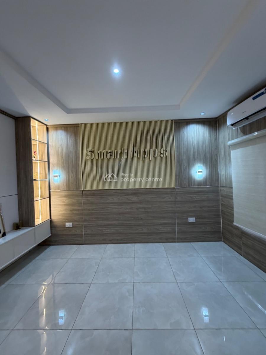 Standard 4 Bedroom Terrace Duplex, Guzape District, Abuja, Terraced Duplex for Sale